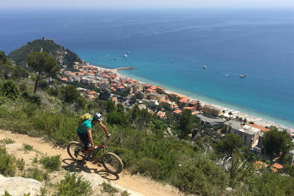Le 3B - Finalpia Leilighet Finale Ligure Eksteriør bilde